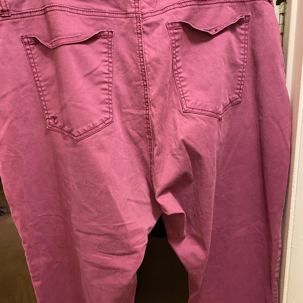 Kut from the Kloth Women's Straight Leg Jeans in Rose Pink-size 20W - Picture 5 of 8